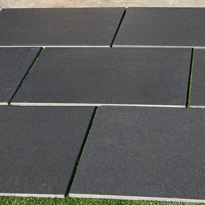 absolute_black_granite_paving_slabs